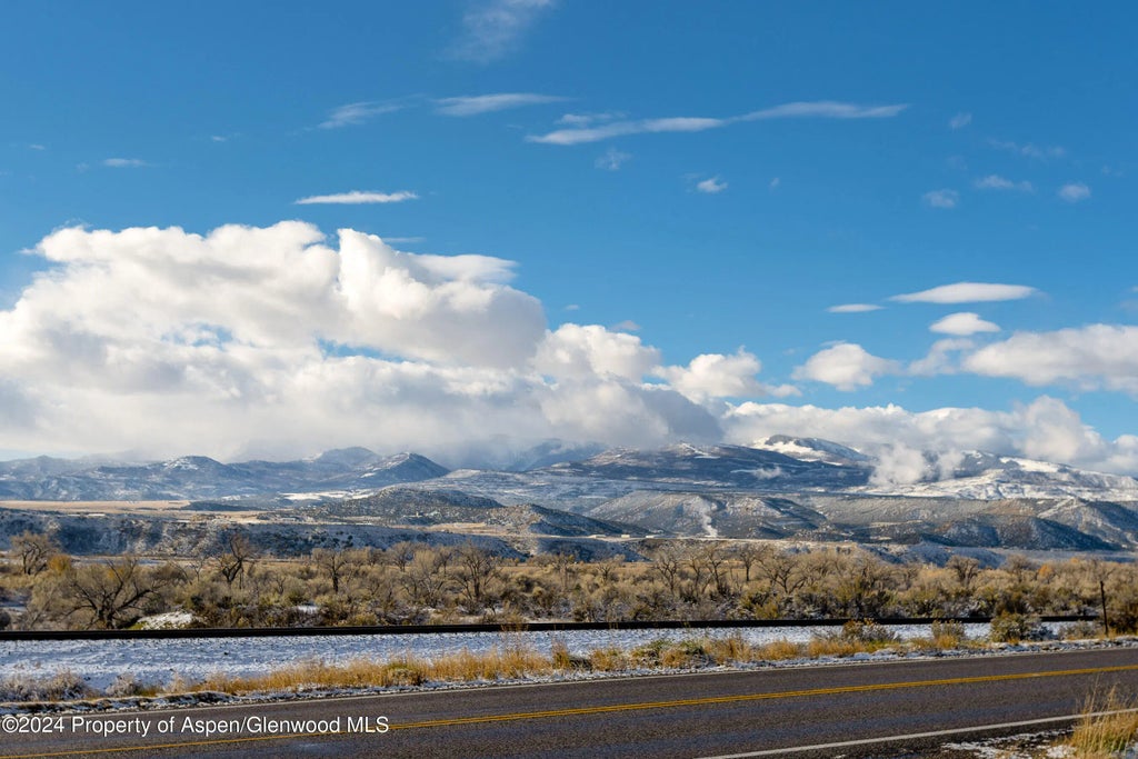 38 of 40 - 31053 Highway 6, Silt, CO