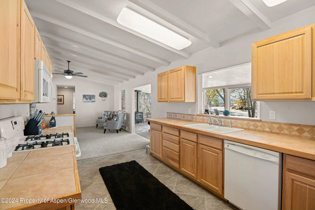 4 of 40 - 31053 Highway 6, Silt, CO