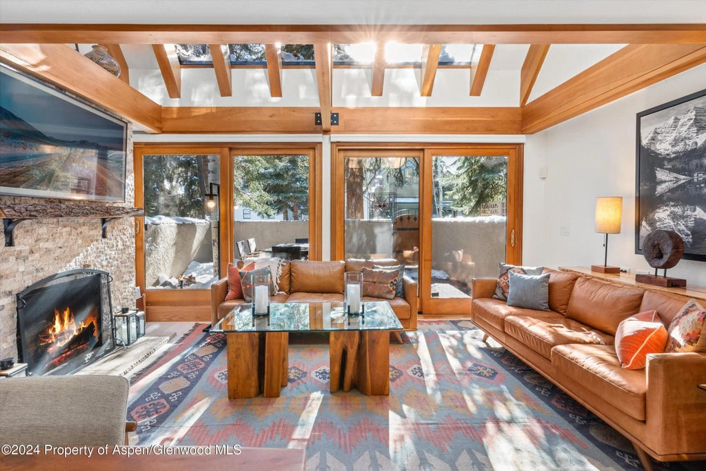 2 of 30 - 326 W Hopkins Avenue, Aspen, CO