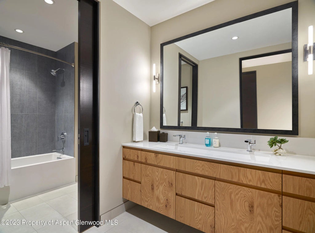 7 of 12 - 77 Wood Road 504-12, Snowmass Village, CO