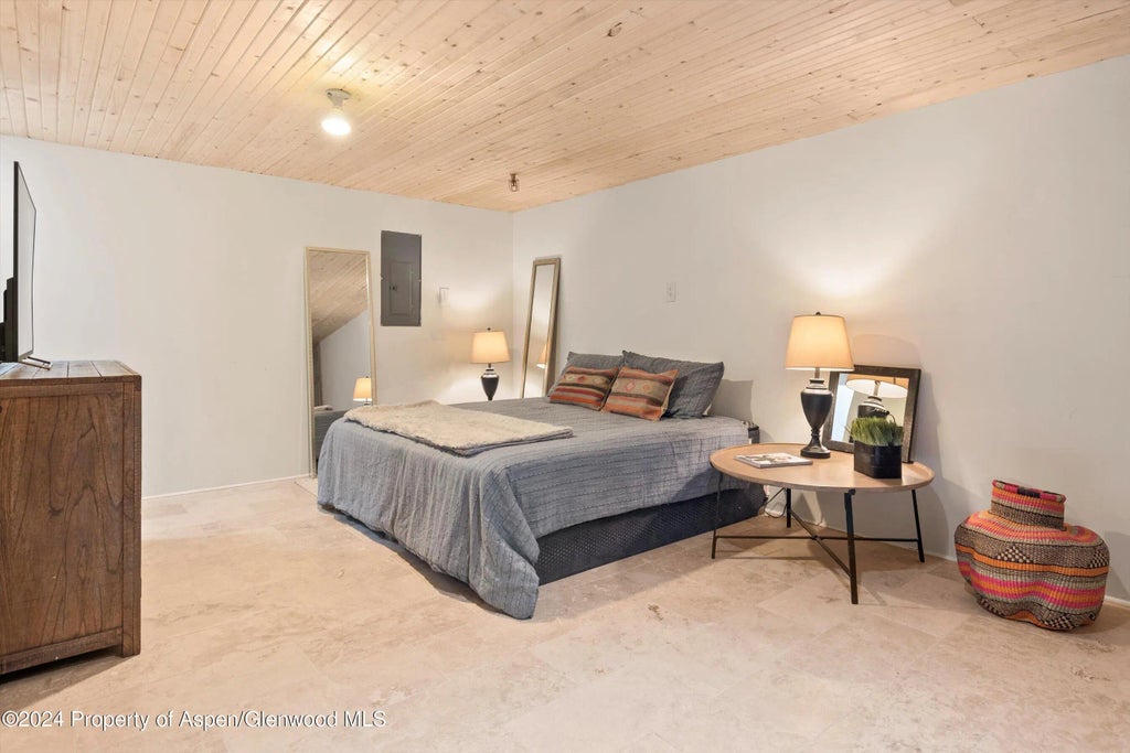 13 of 39 - 1111 Stone Road, Basalt, CO