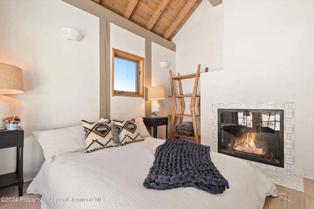 9 of 39 - 1111 Stone Road, Basalt, CO
