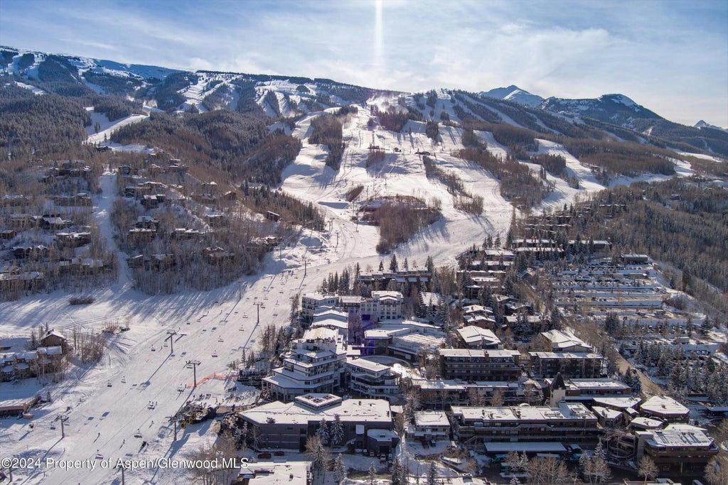 14 of 15 - 96 Snowmass Village Mall #408, Snowmass Village, CO