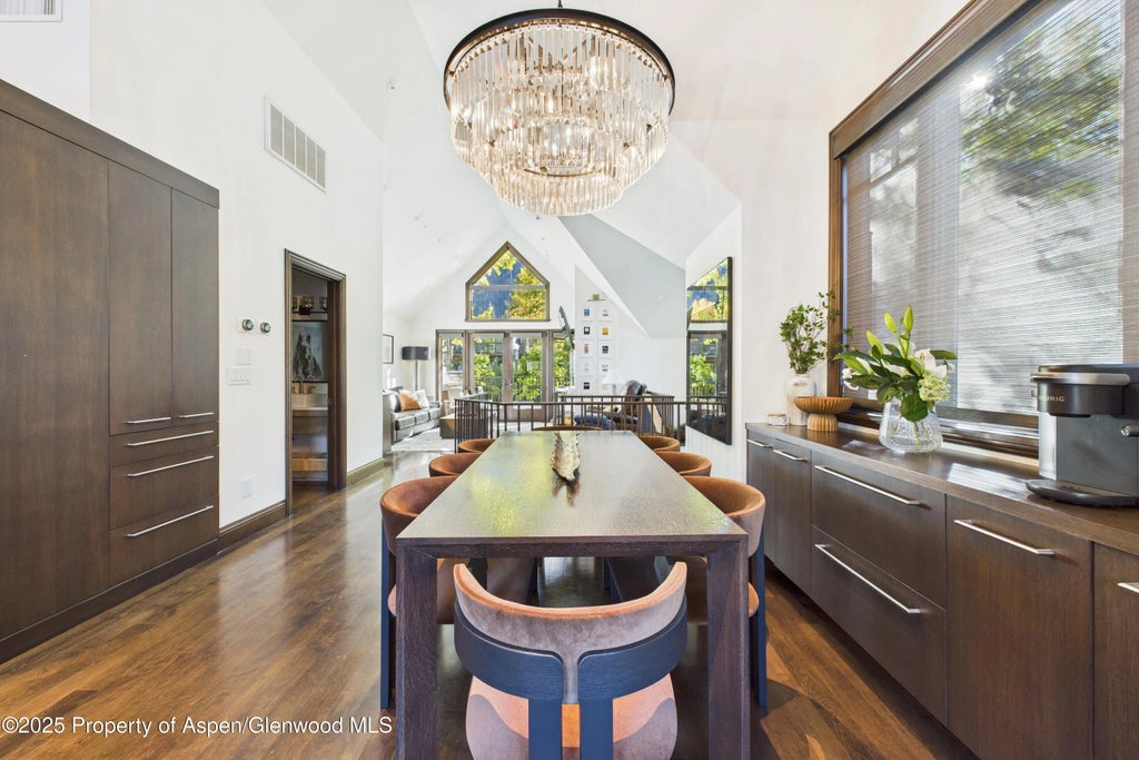 11 of 42 - 910 E Cooper Avenue, Aspen, CO