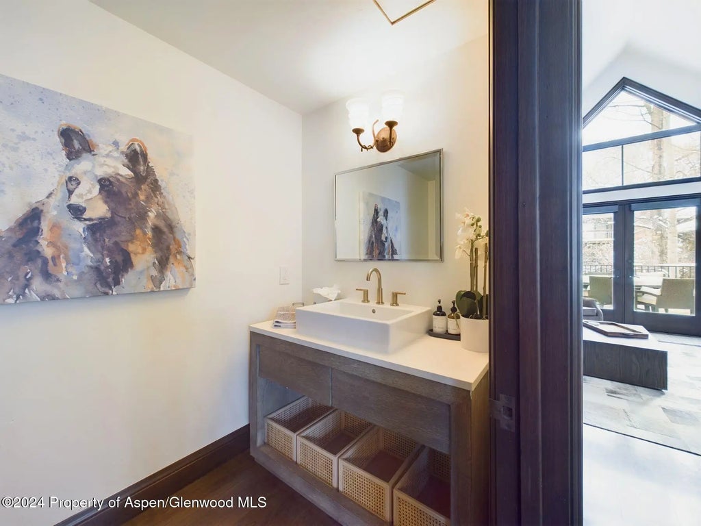 13 of 42 - 910 E Cooper Avenue, Aspen, CO