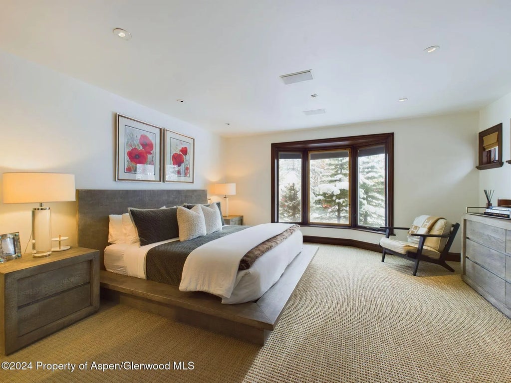 18 of 42 - 910 E Cooper Avenue, Aspen, CO