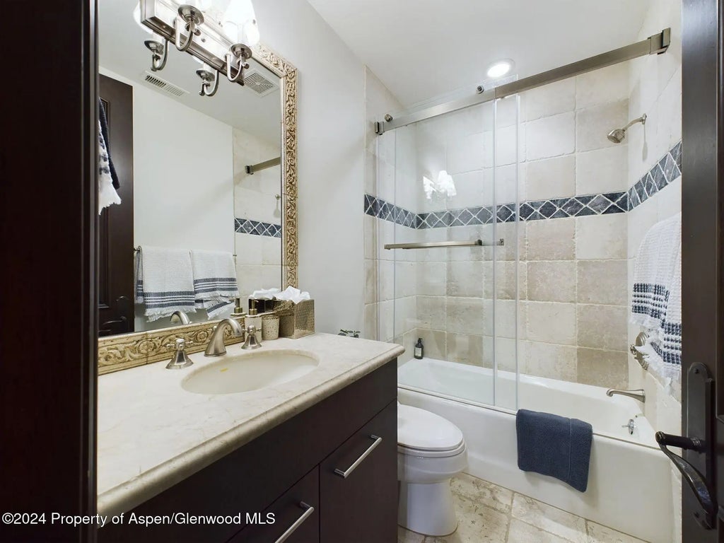 27 of 42 - 910 E Cooper Avenue, Aspen, CO