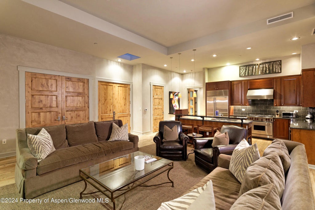 10 of 29 - 501 Rio Grande Place Unit 204, Aspen, CO