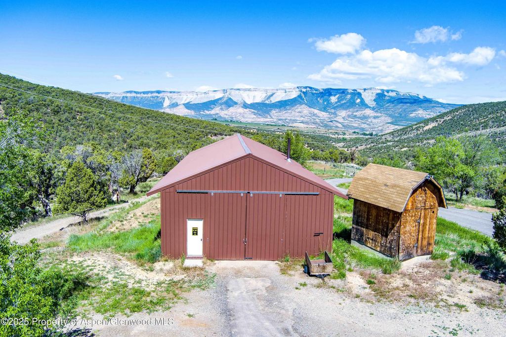 11 of 48 - 10444 County Road 320, Rifle, CO