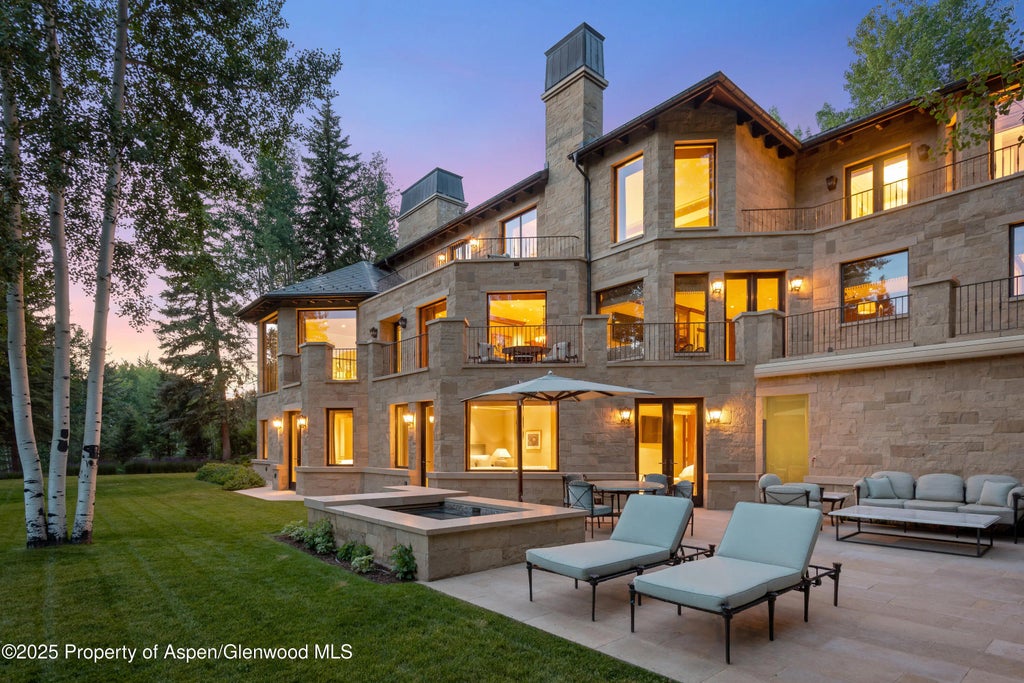 2 of 28 - 64 Pitkin Way, Aspen, CO
