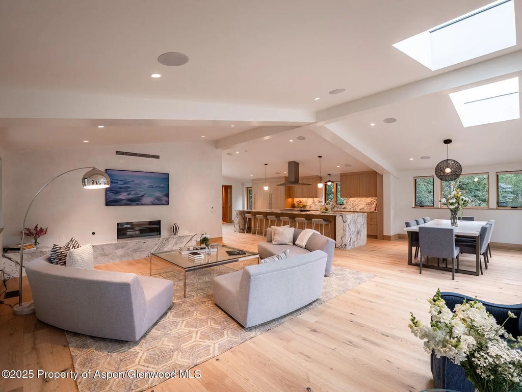 10 of 30 - 51 Roaring Fork Drive, Aspen, CO