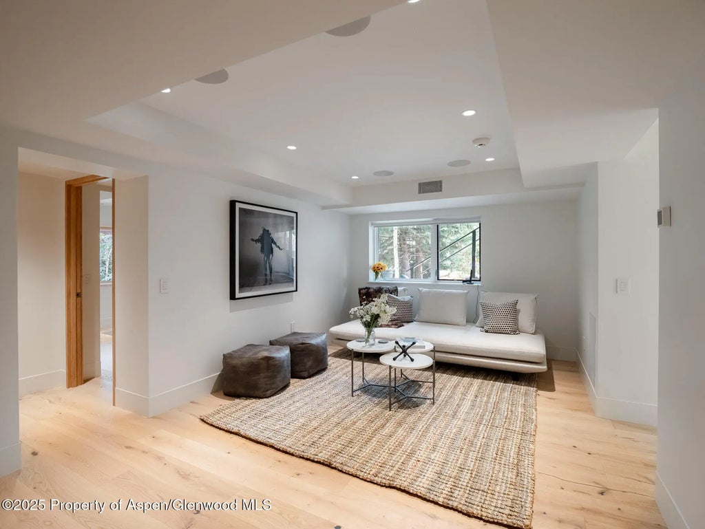 24 of 30 - 51 Roaring Fork Drive, Aspen, CO