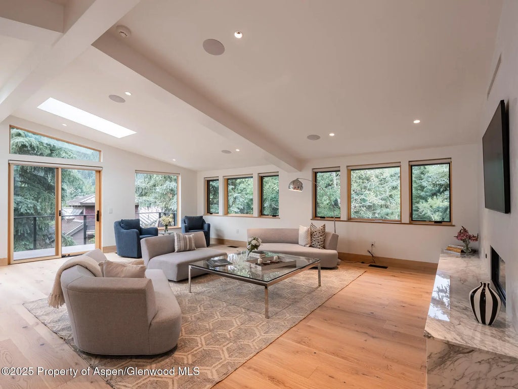 8 of 30 - 51 Roaring Fork Drive, Aspen, CO