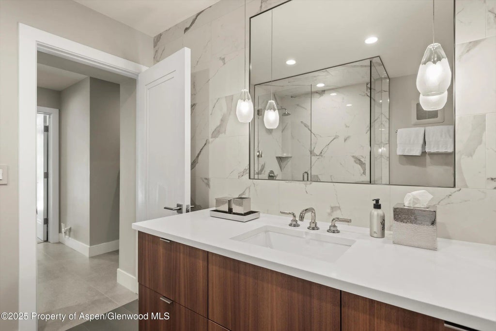 37 of 59 - 552 Mountain Laurel Drive, Aspen, CO