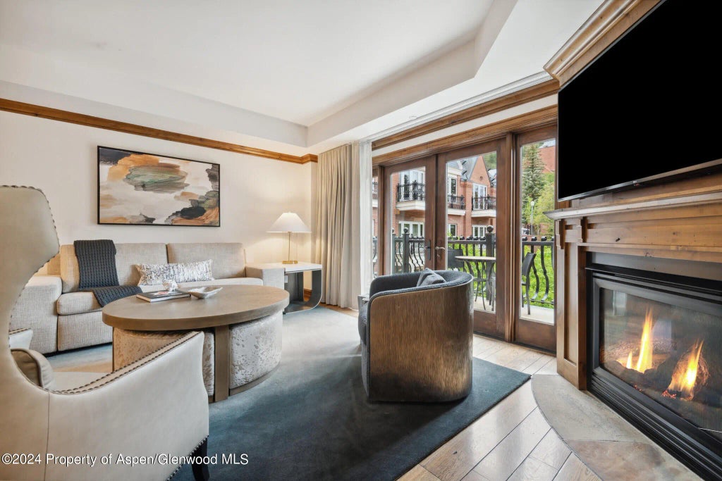 5 of 25 - 415 E Dean St, Unit 22, Week 32, Aspen, CO