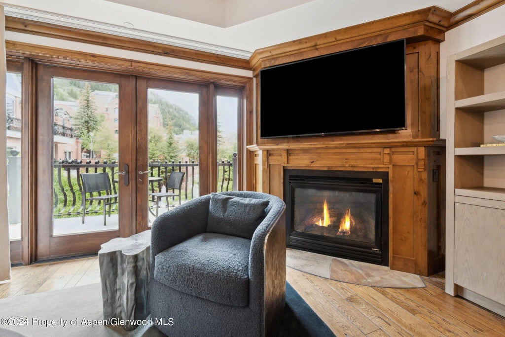 6 of 25 - 415 E Dean St, Unit 22, Week 32, Aspen, CO