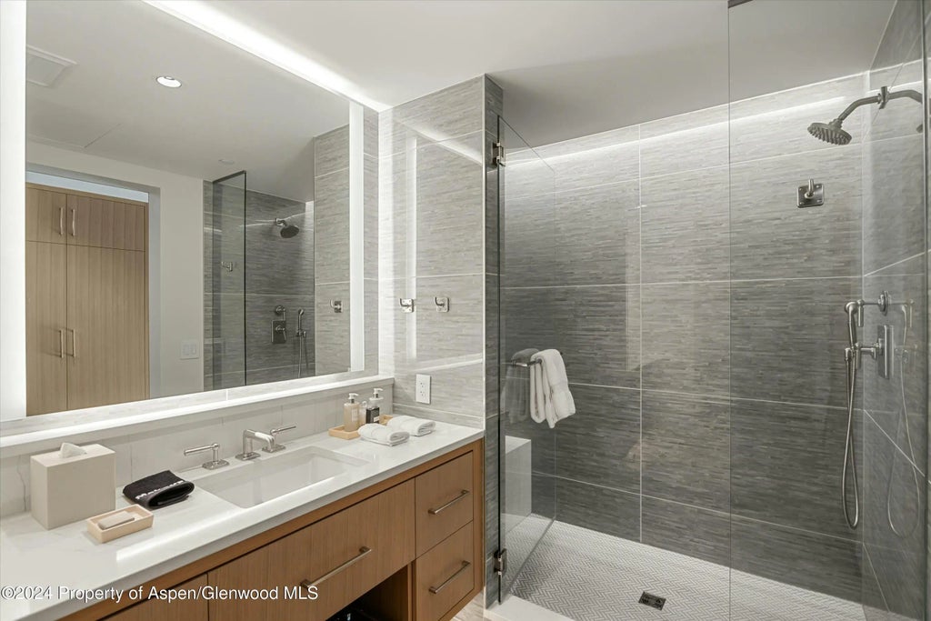13 of 28 - 130 Wood Road 257/259, Snowmass Village, CO