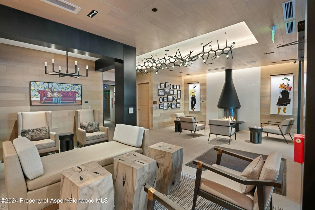 16 of 28 - 130 Wood Road 257/259, Snowmass Village, CO