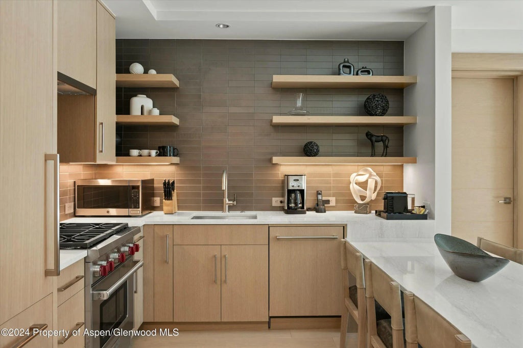 2 of 25 - 130 Wood Road 257/259, Snowmass Village, CO