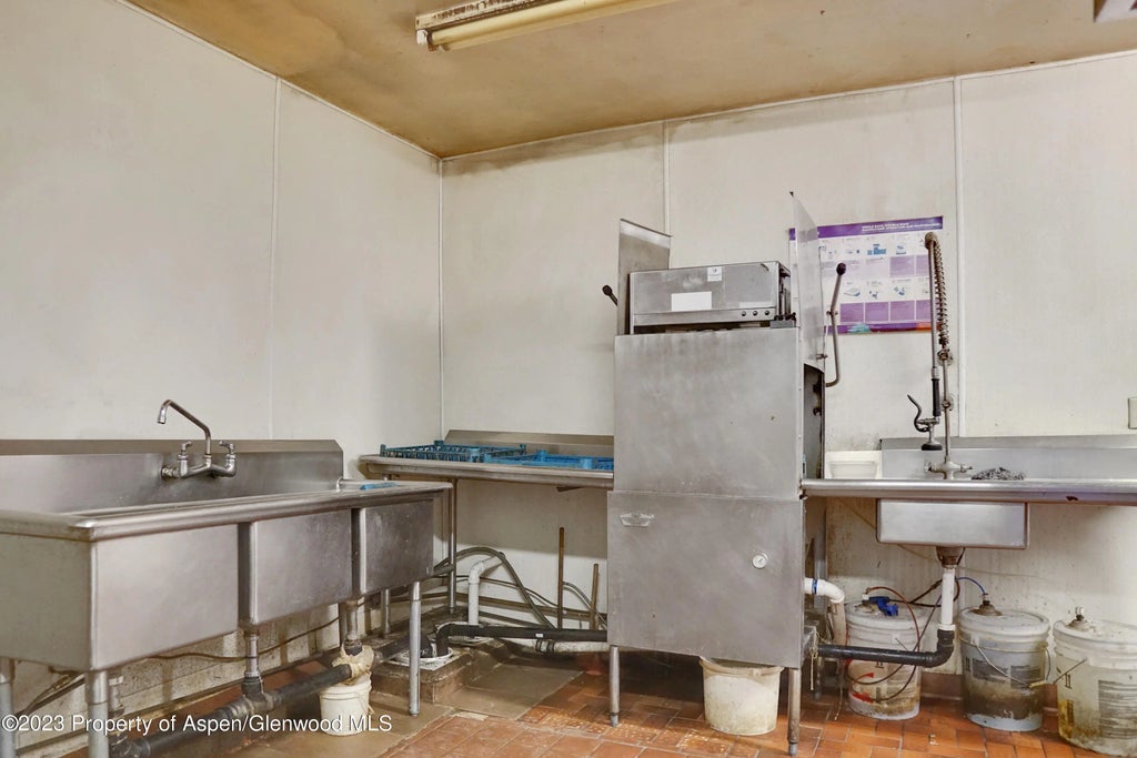 27 of 57 - 302 W Main Street, Rangely, CO