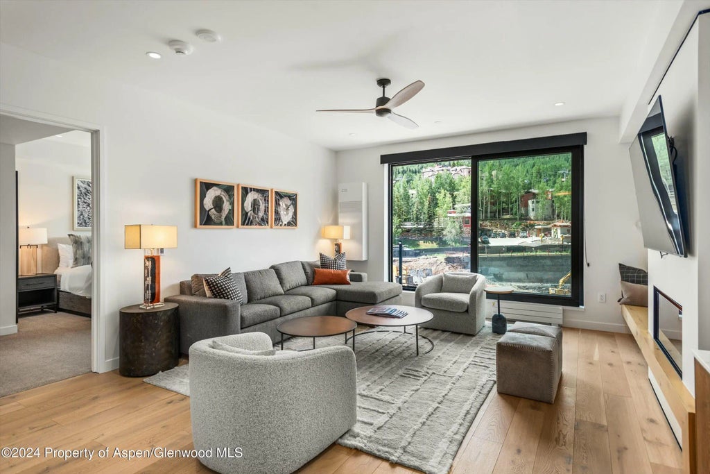 3 of 14 - 119 Wood Road 403, Snowmass Village, CO