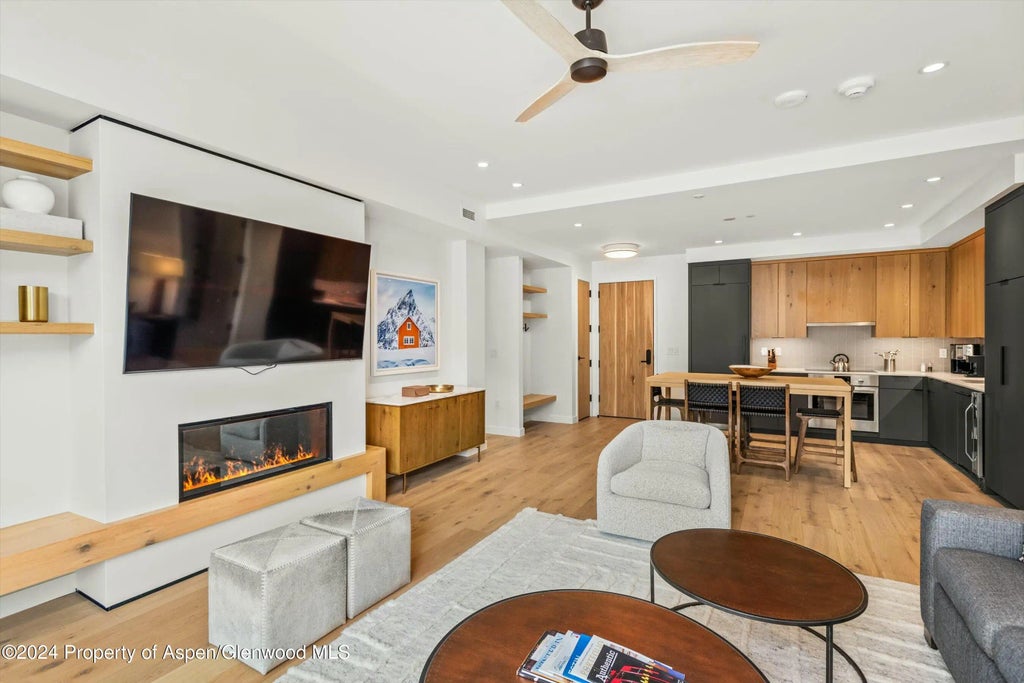 4 of 14 - 119 Wood Road 403, Snowmass Village, CO