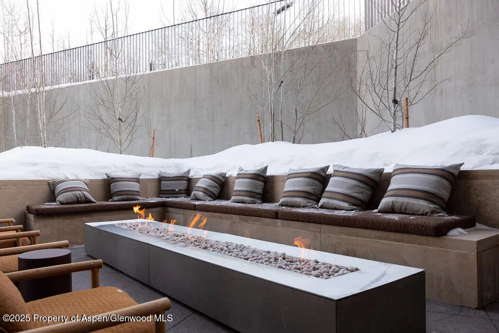 40 of 44 - 180 Wood Road 302, Snowmass Village, CO