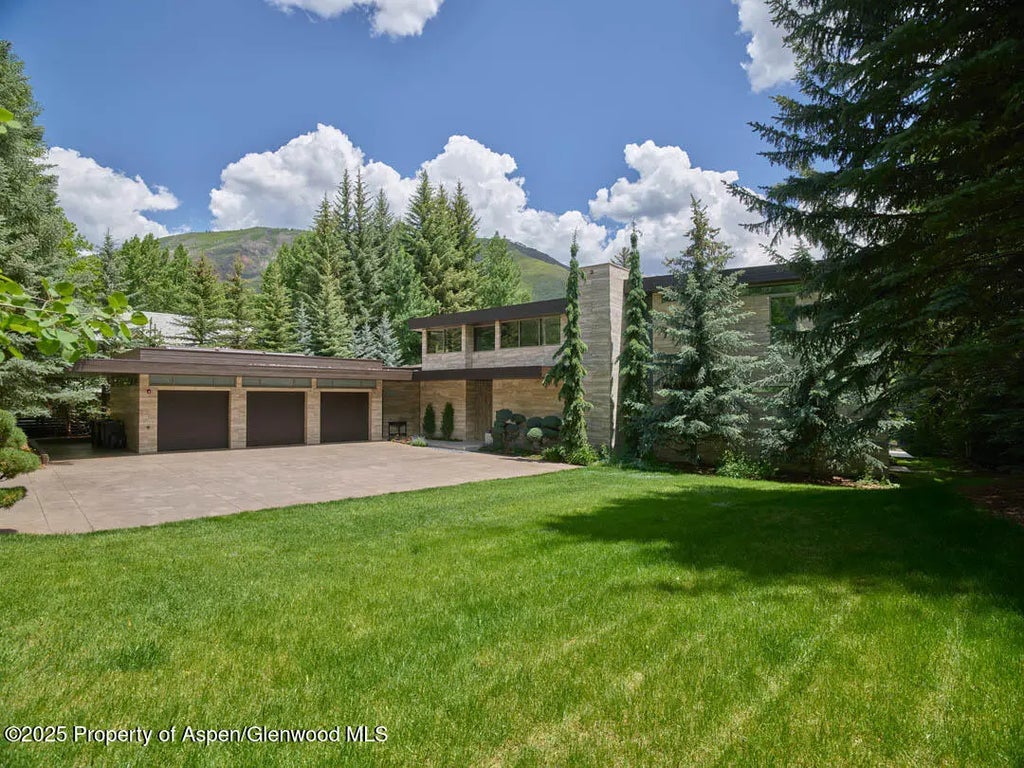 2 of 26 - 102 Wood Duck Lane, Aspen, CO