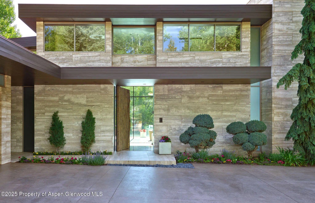 3 of 26 - 102 Wood Duck Lane, Aspen, CO