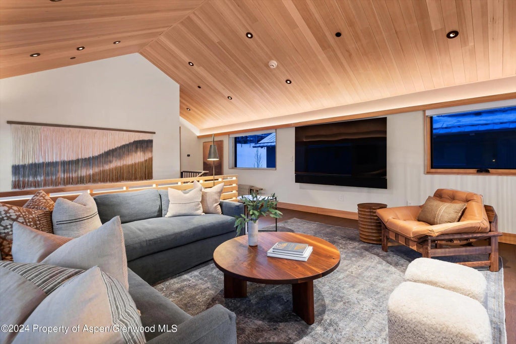 13 of 43 - 411 Wood Road 8, Snowmass Village, CO