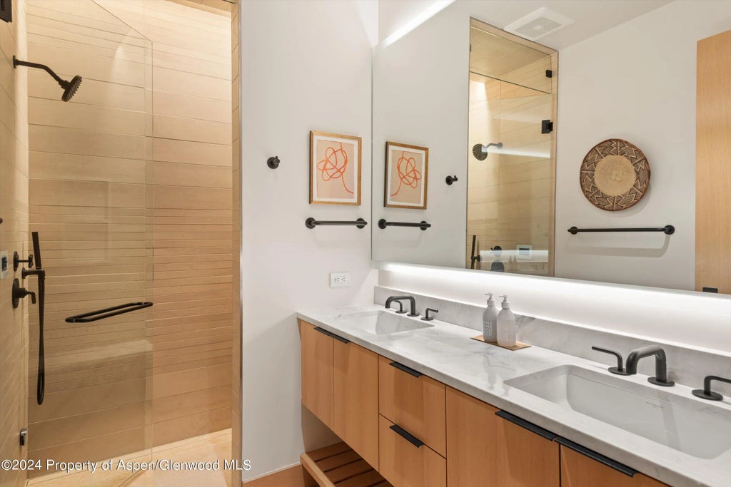20 of 43 - 411 Wood Road 8, Snowmass Village, CO