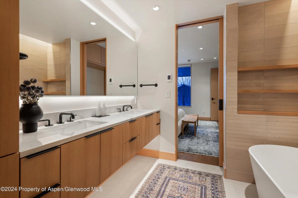25 of 43 - 411 Wood Road 8, Snowmass Village, CO