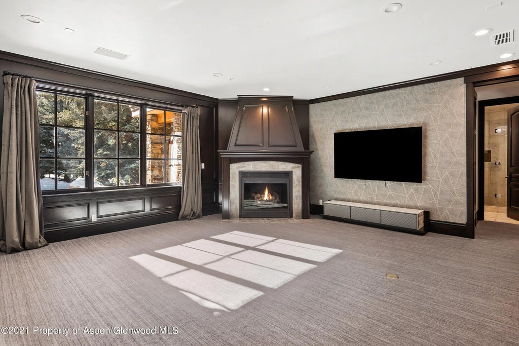 21 of 35 - 1430 Silver King Drive, Aspen, CO