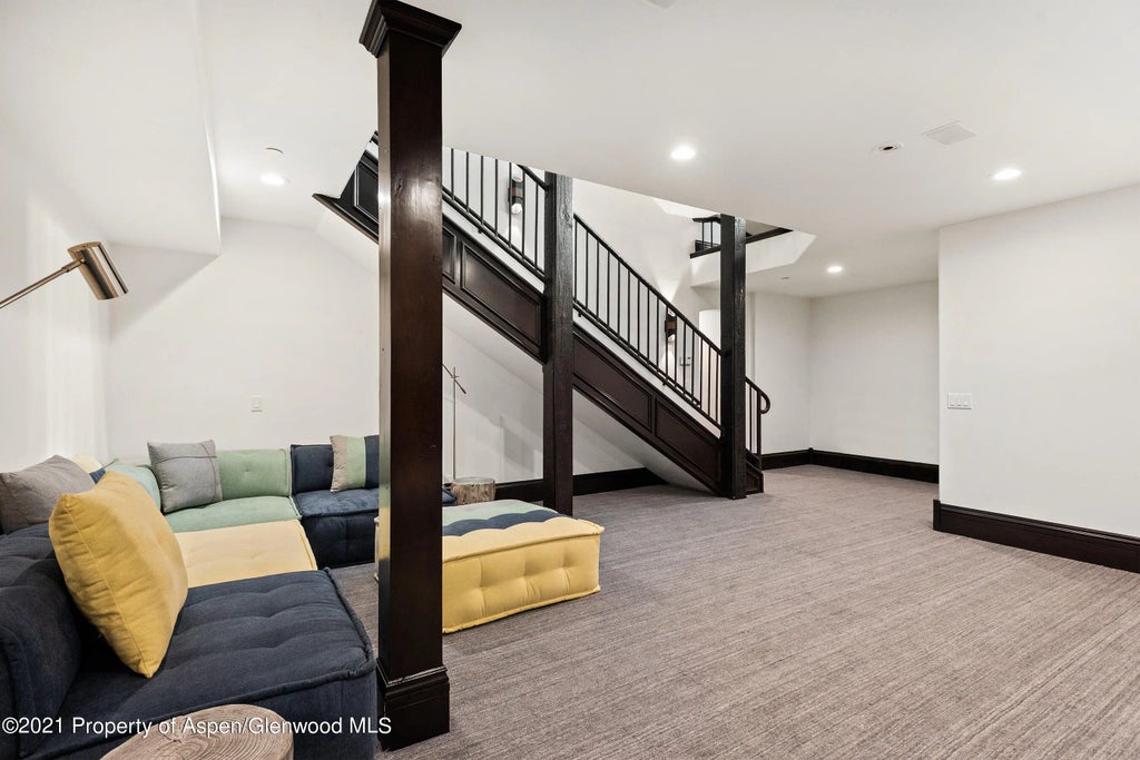 23 of 35 - 1430 Silver King Drive, Aspen, CO