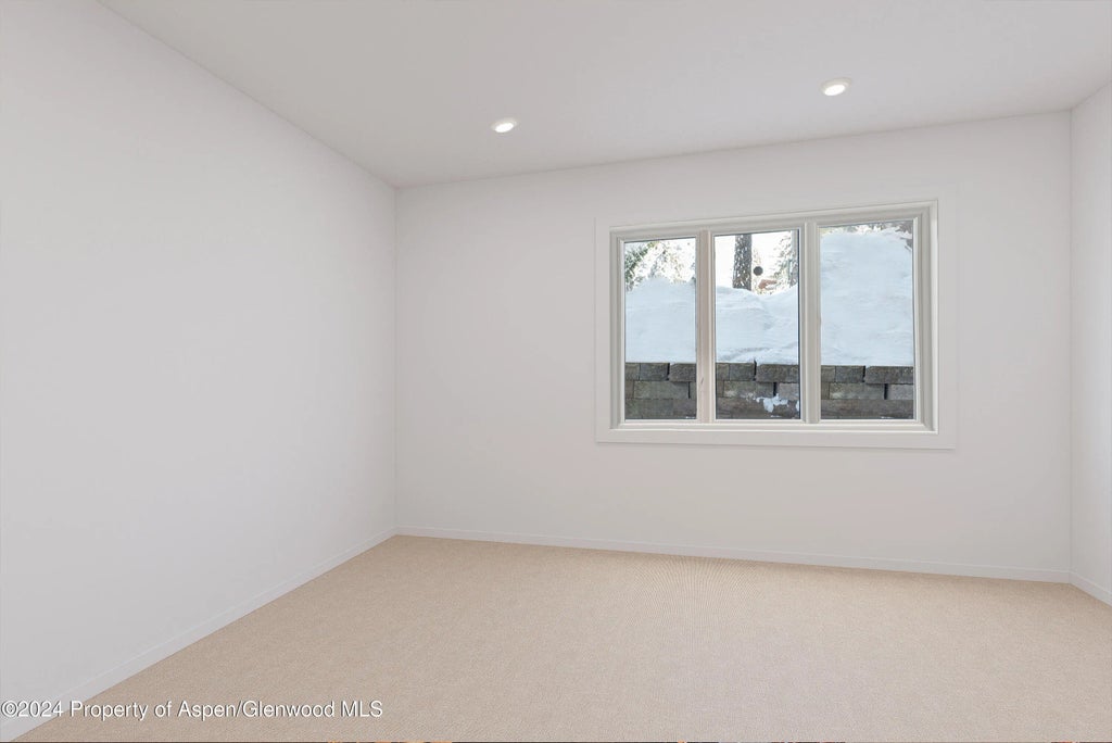 4 of 11 - 1039 E Cooper Avenue 1a, Aspen, CO