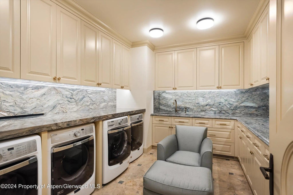27 of 28 - 64 Pitkin Way, Aspen, CO