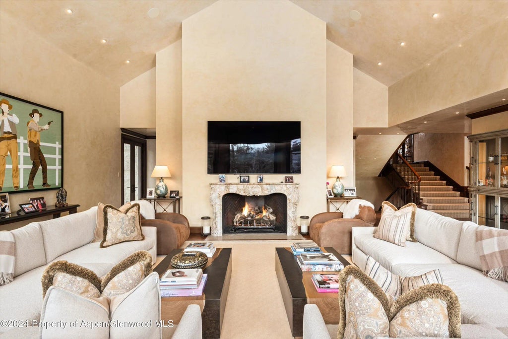 5 of 28 - 64 Pitkin Way, Aspen, CO