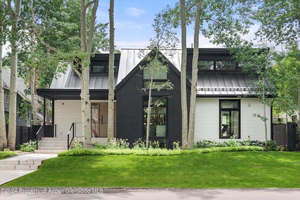1 of 39 - 725 W Smuggler Street, Aspen, CO