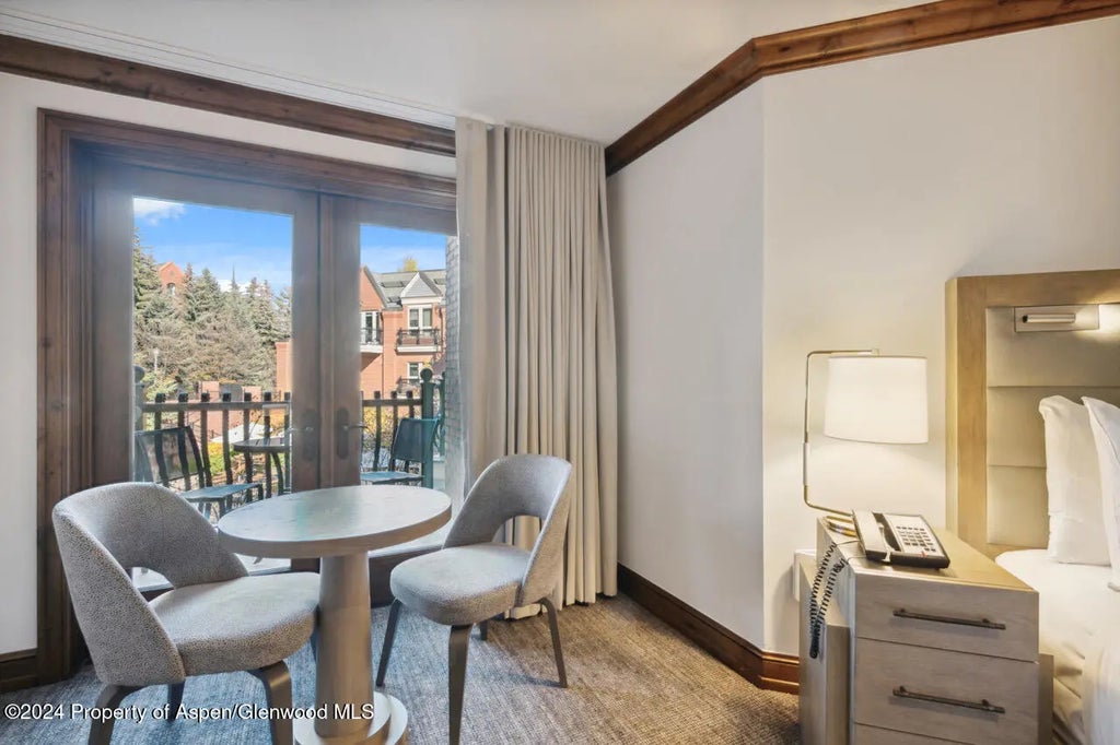 13 of 33 - 415 E Dean St, Unit 24, Week 5, Aspen, CO