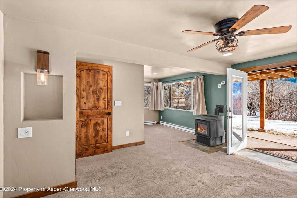 1 of 34 - 212 Cherokee Lane, Carbondale, CO