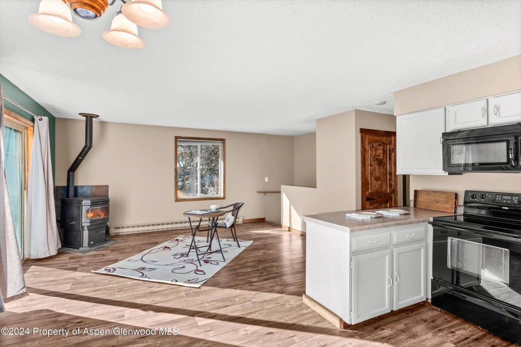 13 of 34 - 212 Cherokee Lane, Carbondale, CO