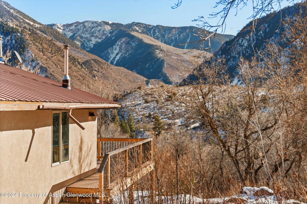 18 of 34 - 212 Cherokee Lane, Carbondale, CO