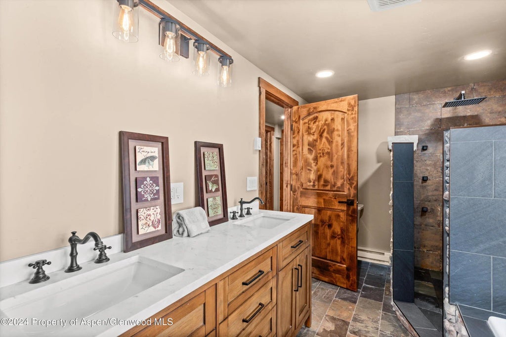 5 of 34 - 212 Cherokee Lane, Carbondale, CO