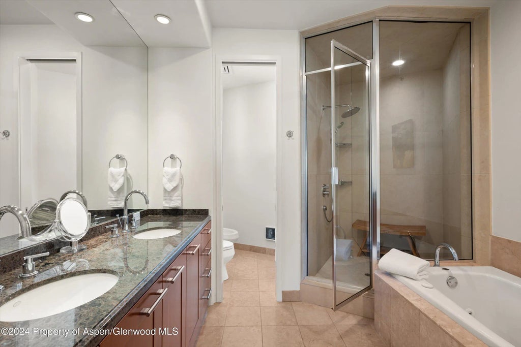 35 of 43 - 381 Ridge Road A5, Snowmass Village, CO