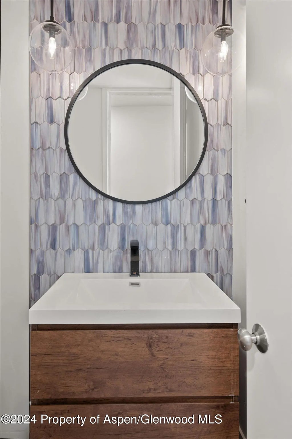 42 of 43 - 381 Ridge Road A5, Snowmass Village, CO