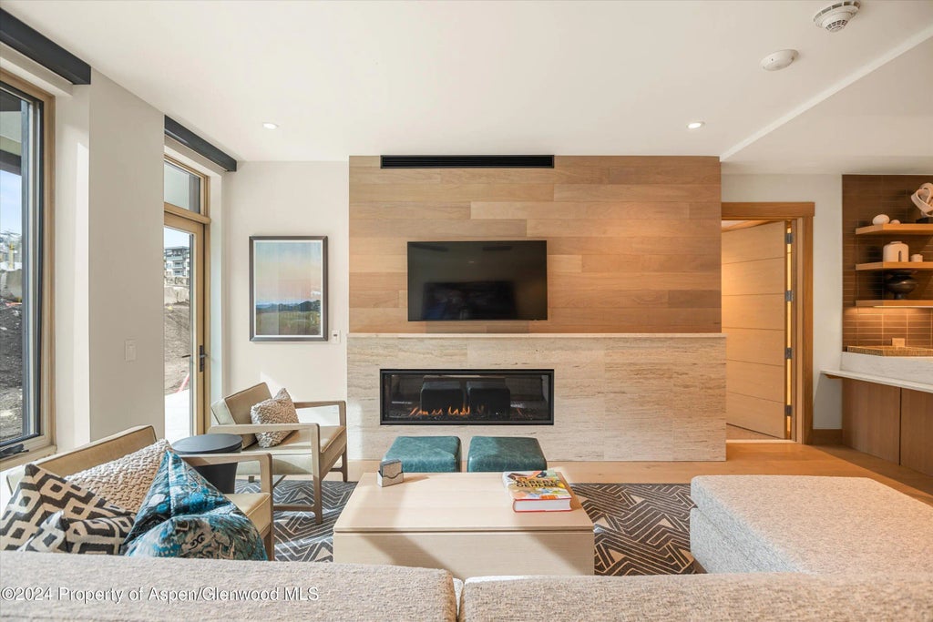 3 of 17 - 130 Wood Road 261+263, Snowmass Village, CO