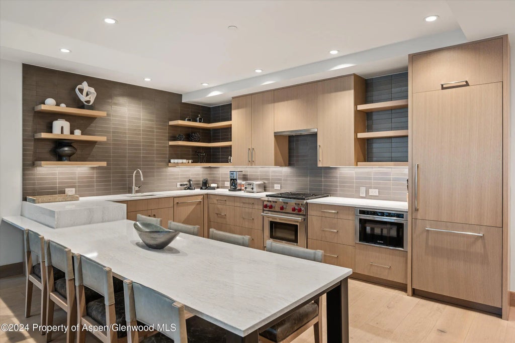 6 of 17 - 130 Wood Road 261+263, Snowmass Village, CO