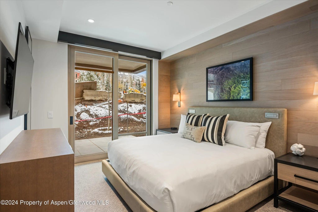 8 of 17 - 130 Wood Road 261+263, Snowmass Village, CO