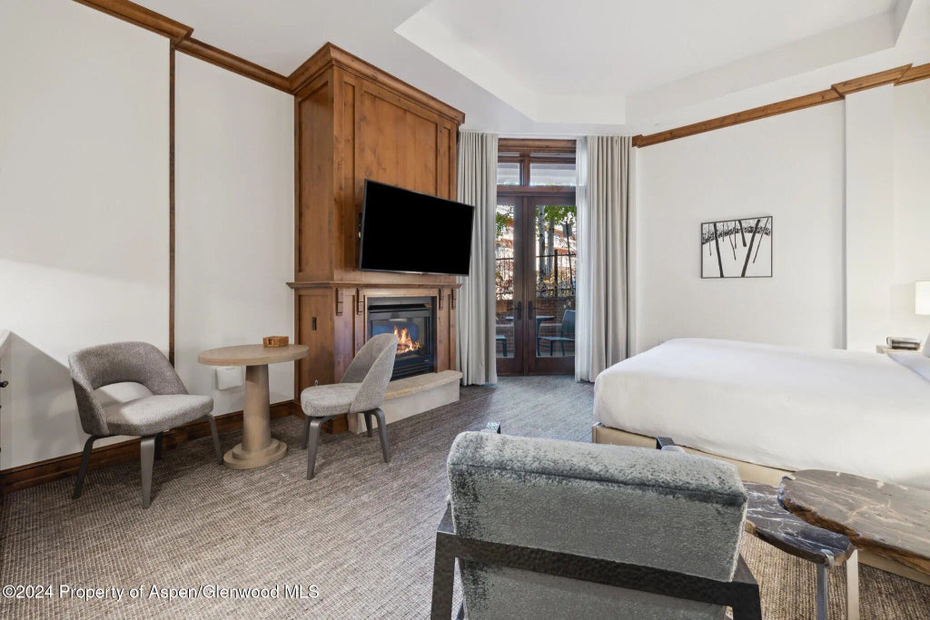16 of 31 - 415 E Dean St Unit 3 Week 11, Aspen, CO
