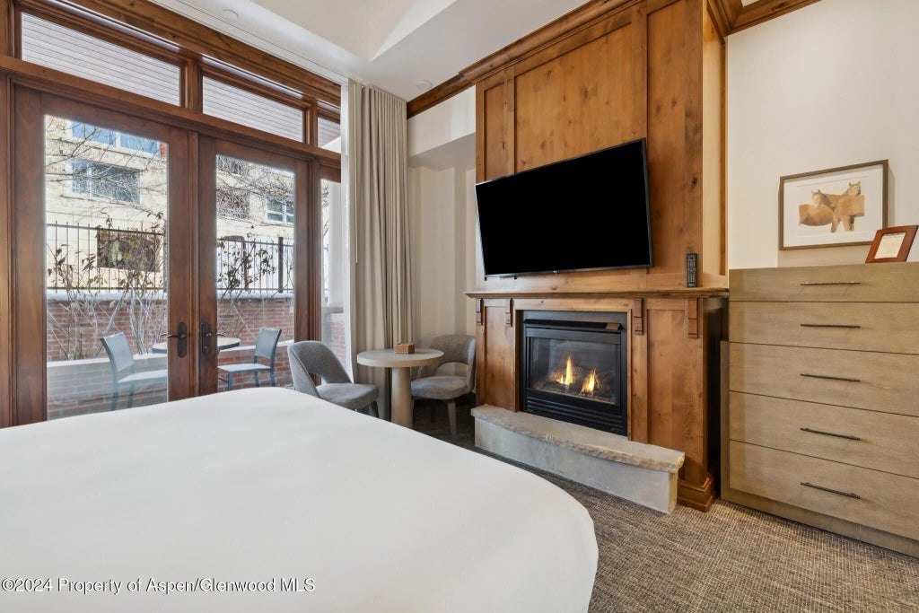 21 of 31 - 415 E Dean St Unit 3 Week 11, Aspen, CO